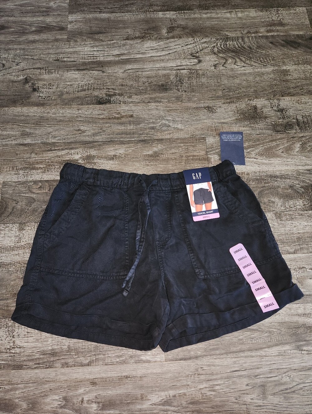 Gap Tencel Shorts